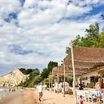 Private In Thracian Cliffs Golf & By Flat Mаnager Apartmán Bozhurets